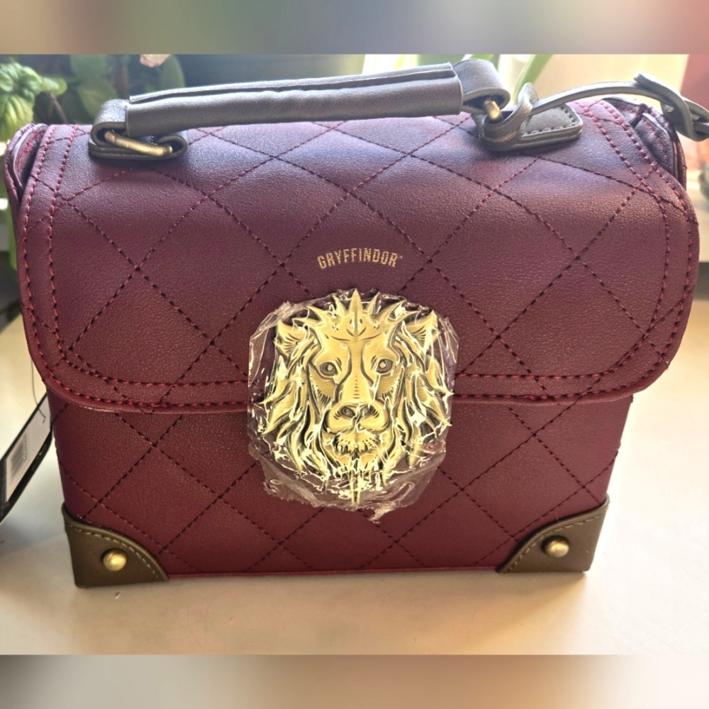 Warner Bros. Harry Potter Gryffindor Quilted Burgundy Mini Handbag